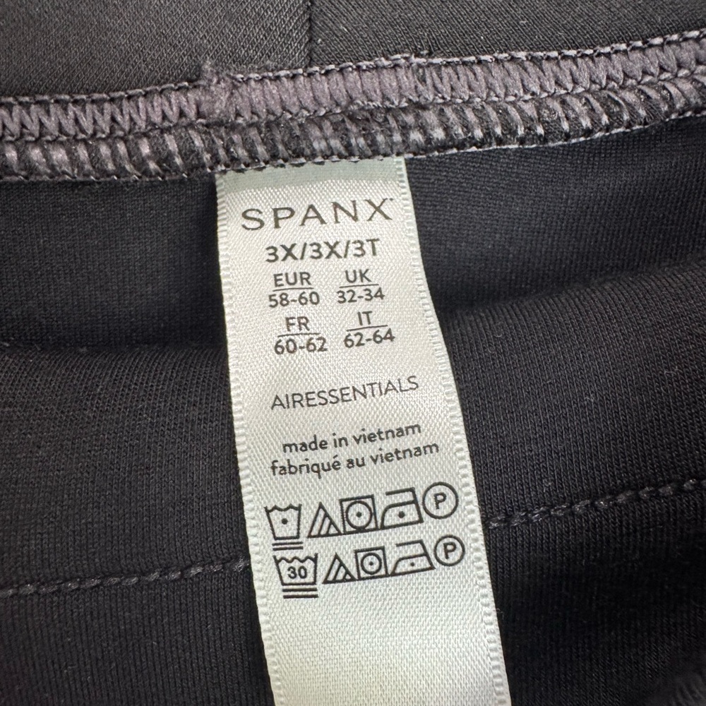 Spanx AirEssentials Black Pullover Sweatshirt 3X Funnel Neck - Picture 2 of 2